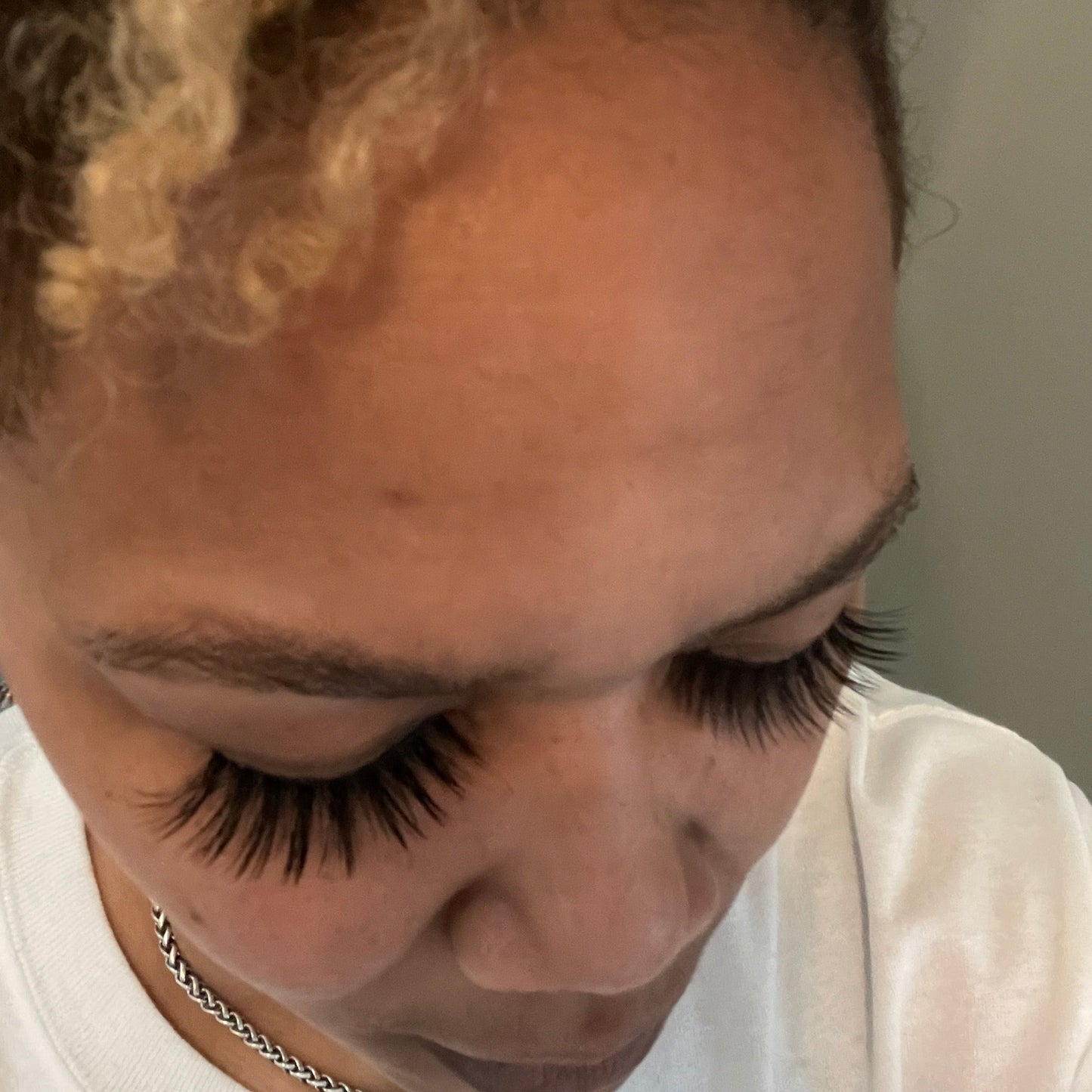 ASCENSION SELF-ADHESIVE Lash