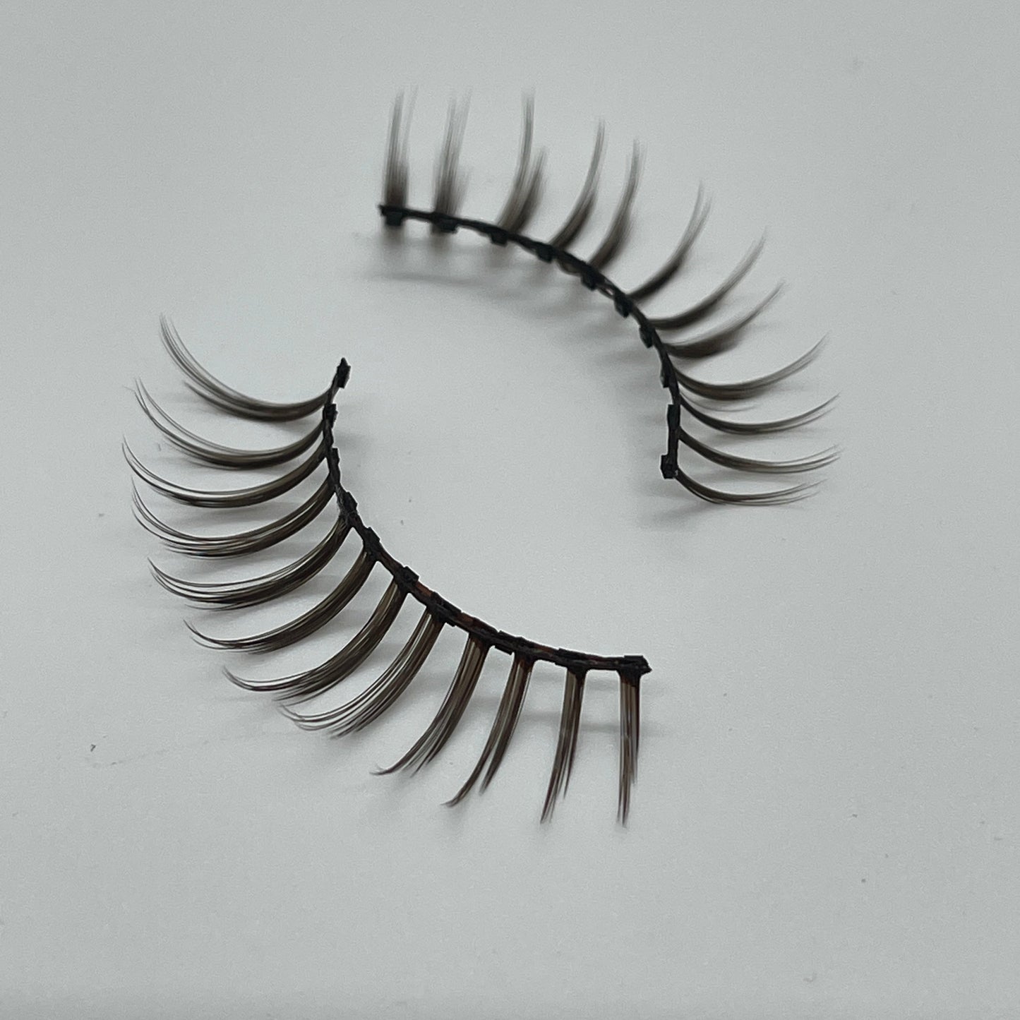 The OFFICIAL DESSLASH Lash