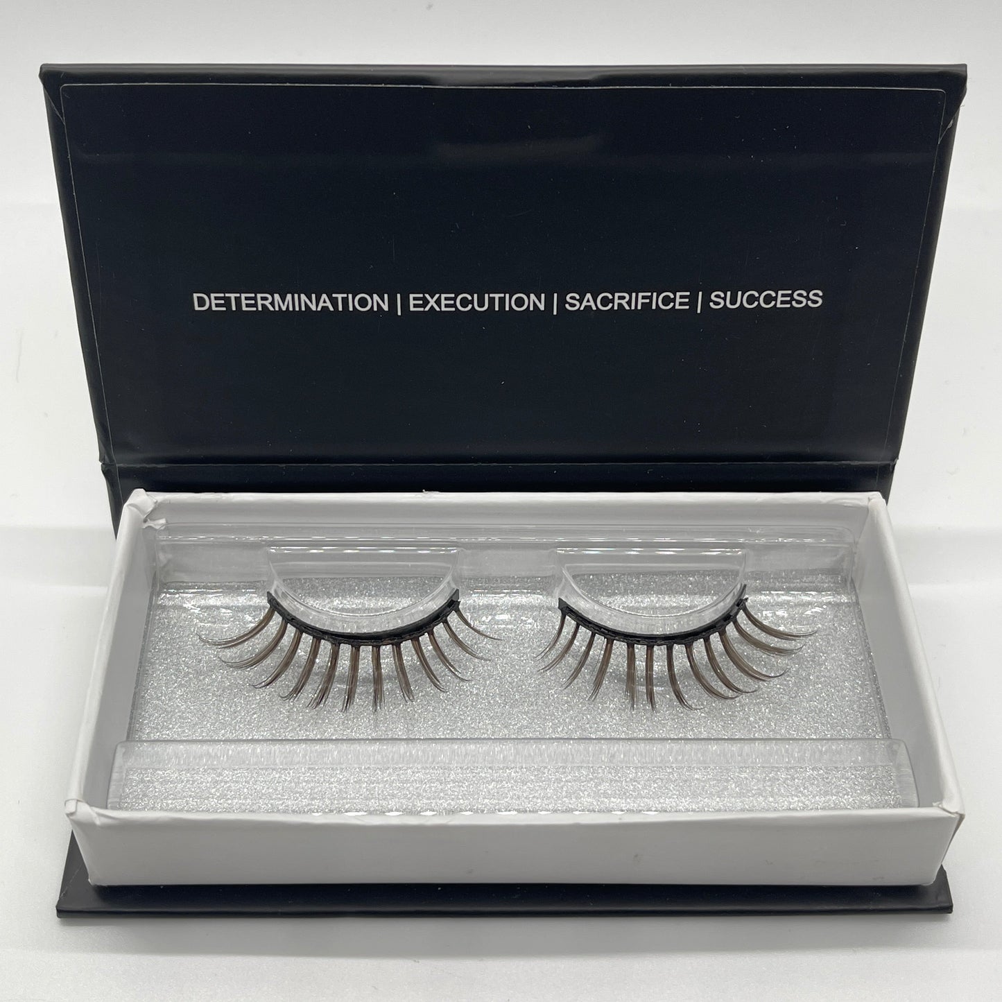 The OFFICIAL DESSLASH Lash