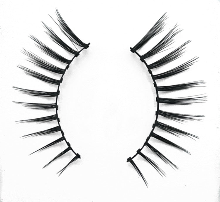 The OFFICIAL DESSLASH Lash