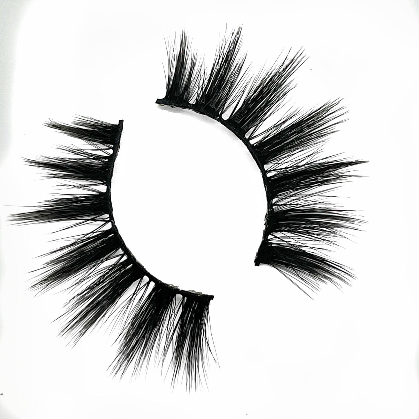 JUST TEE KAY Lash