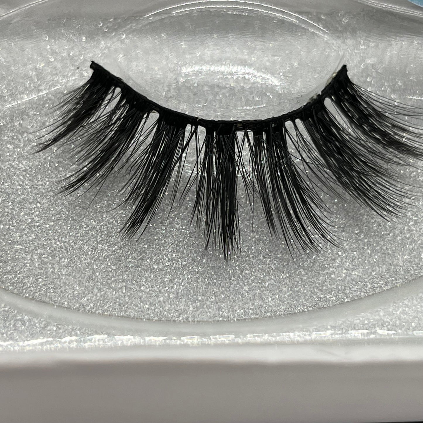 JUST TEE KAY Lash