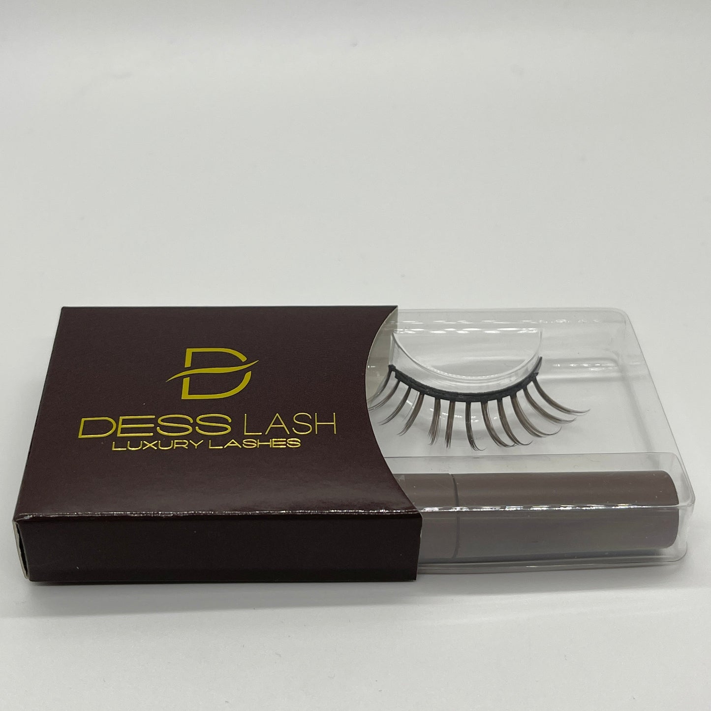 The OFFICIAL DESSLASH Lash