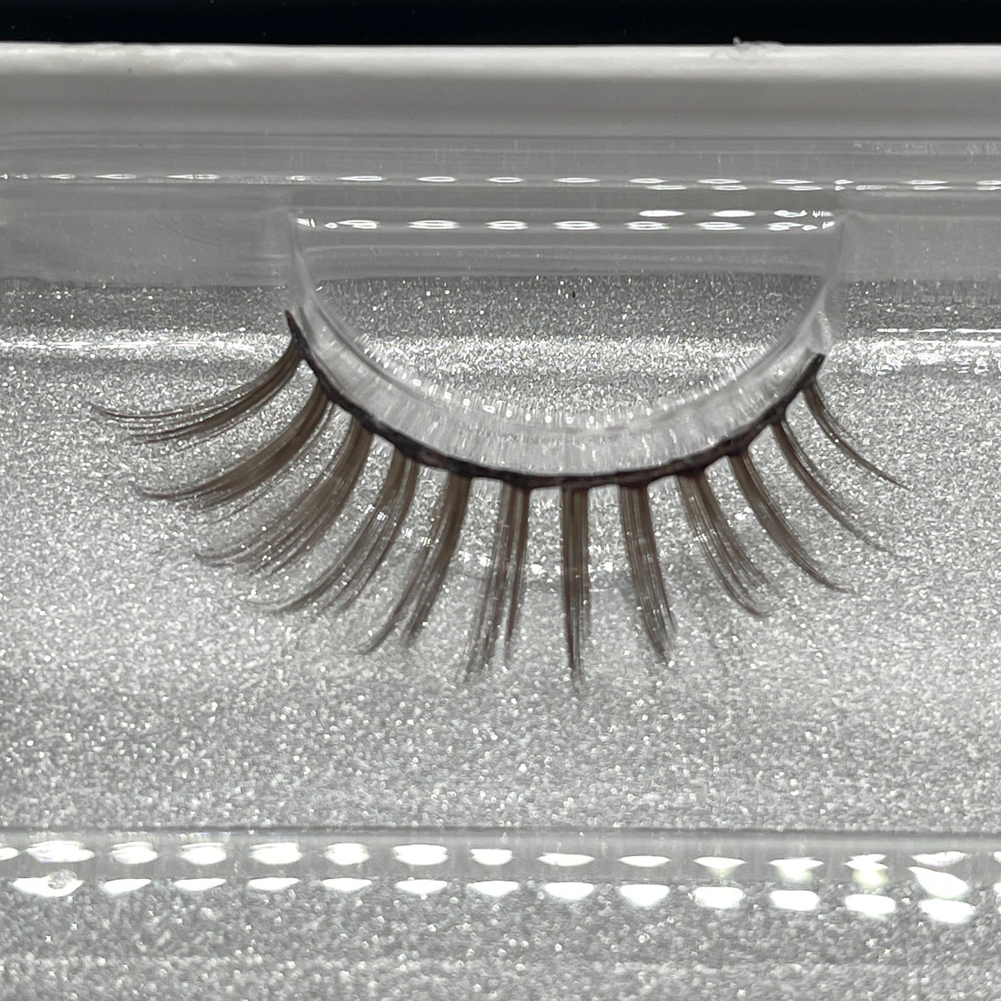 The OFFICIAL DESSLASH Lash