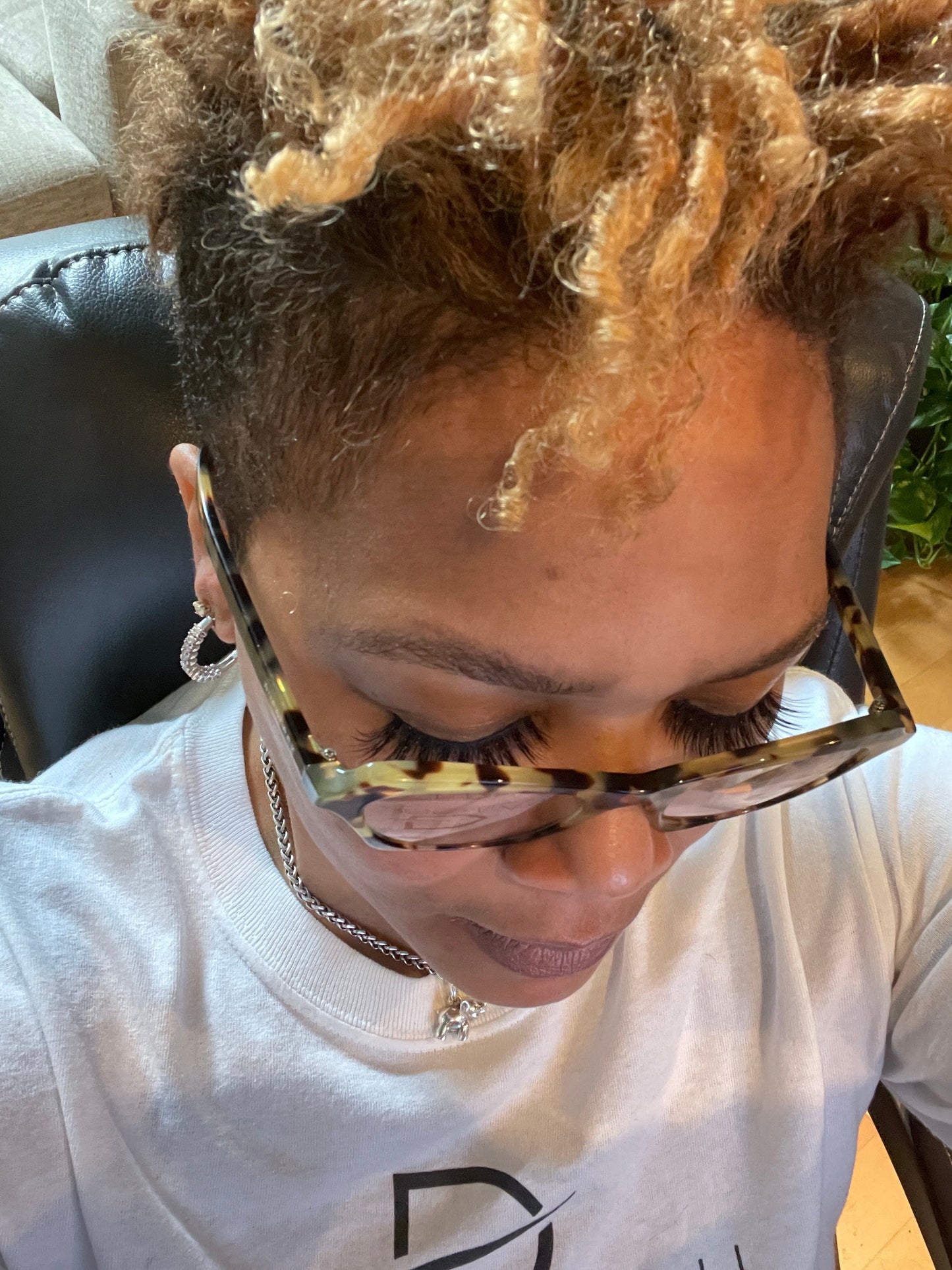 ASCENSION SELF-ADHESIVE Lash